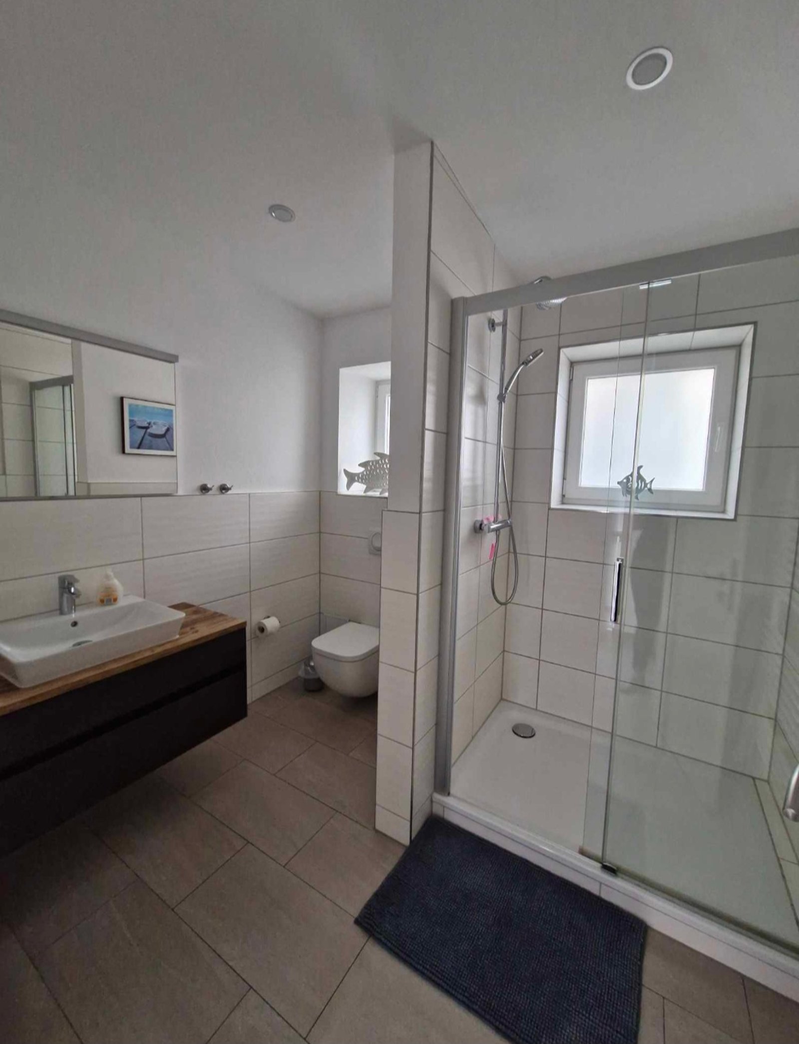 Bad mit XXL-Dusche Bad mit XXL-Dusche